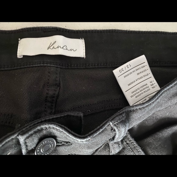 KanCan Shorts - Picture 3 of 3